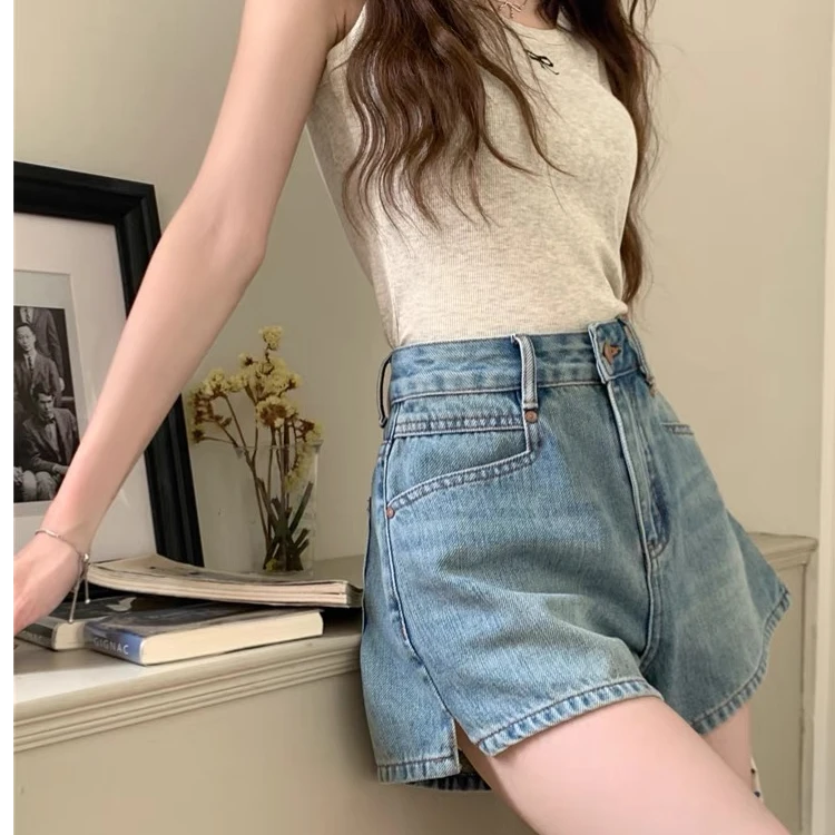 高腰夏季牛仔裤美式做旧显瘦热裤辣妹显瘦韩版直筒时尚小个子