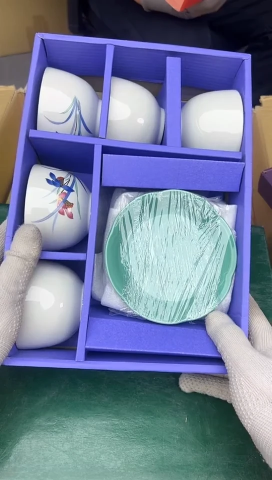 【闪购商品】中古回流瓷器好看，谨慎参拍