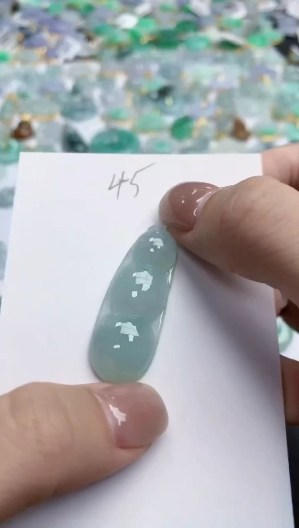 【闪购商品】翡翠颈饰18K金镶嵌天然缅甸翡翠A货