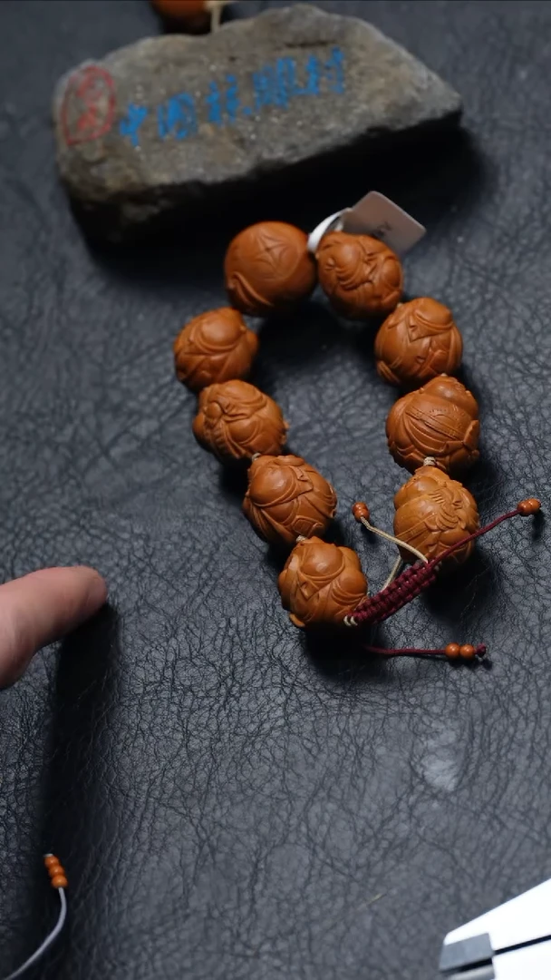 【闪购商品】橄榄核吊坠橄榄核