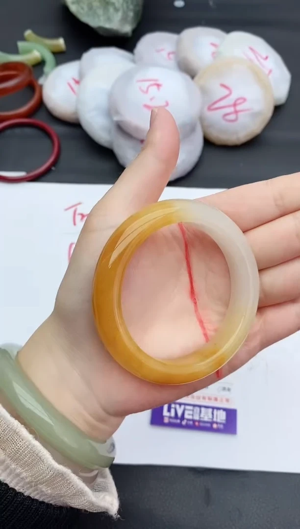 未镶嵌手镯石英质玉334+55/56