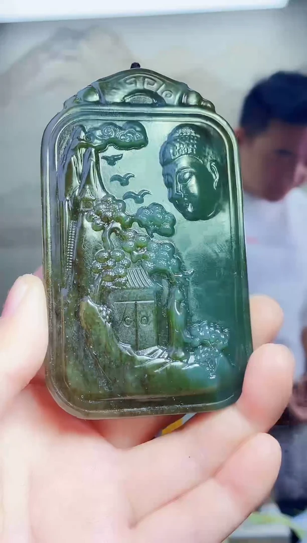 颈饰未镶嵌和田玉1