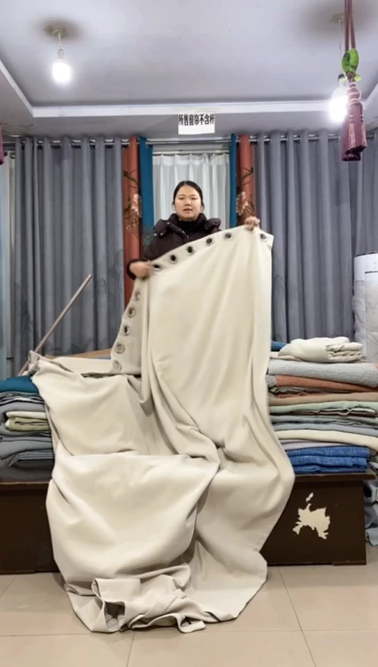 布成品窗帘      32+27