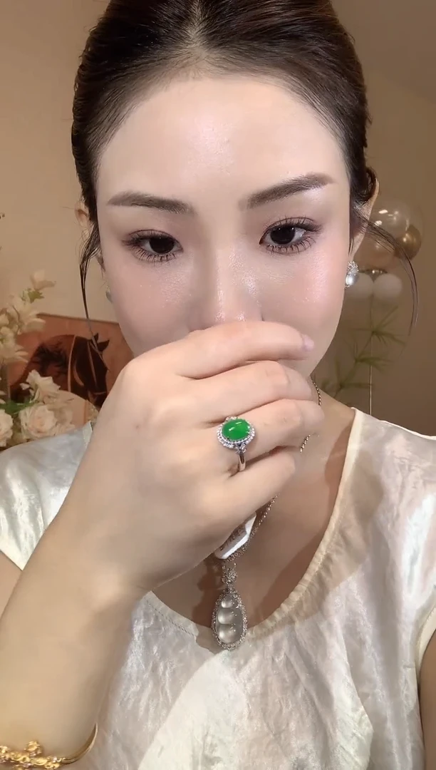 18K金镶嵌戒指翡翠A58