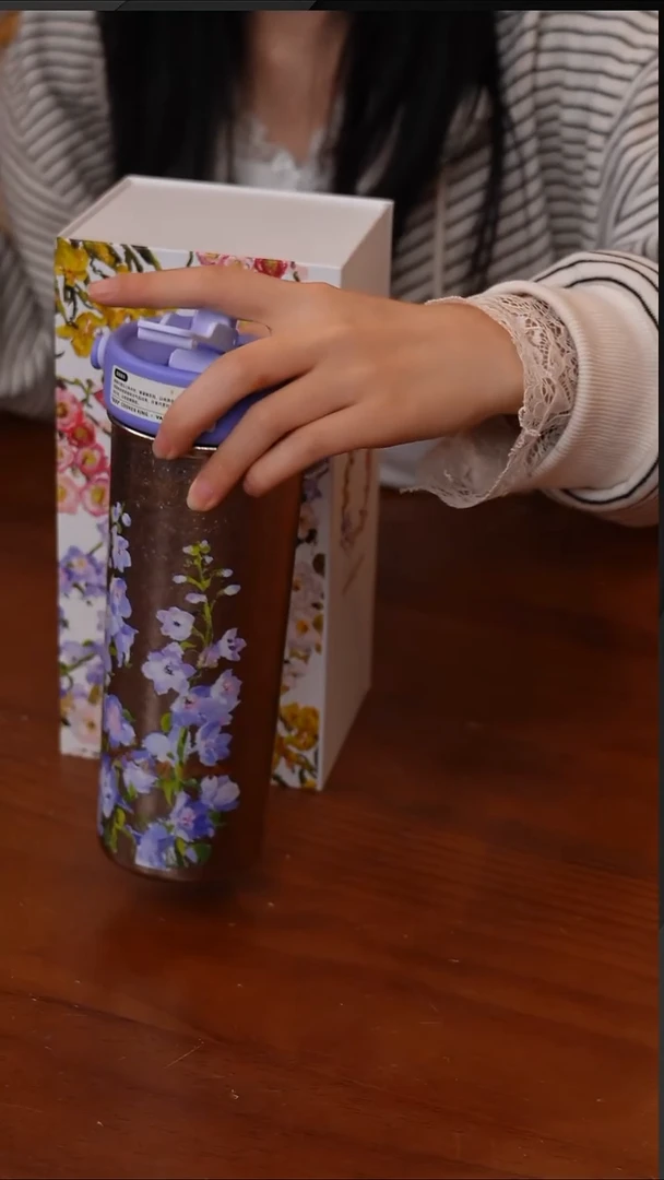 陶61-炊大皇纯钛保温杯590ml-大飞燕·紫