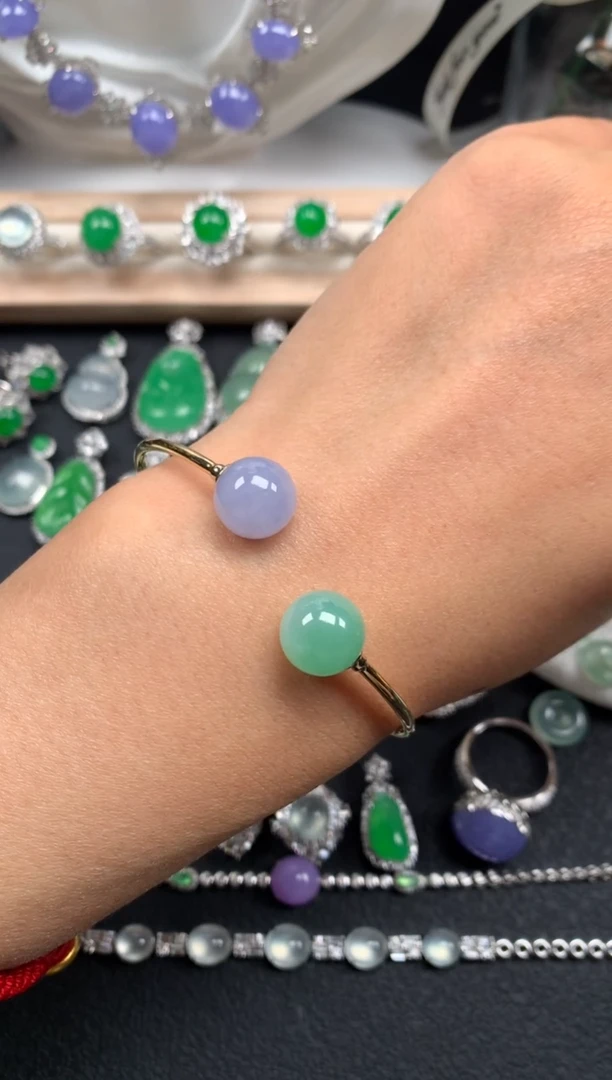 18K金镶嵌手镯翡翠缅甸翡翠双珠手镯（紫色有色差）