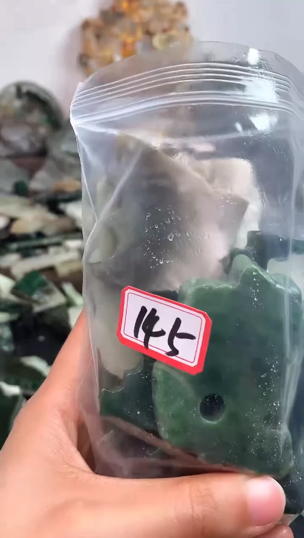 未镶嵌和田玉摆件145