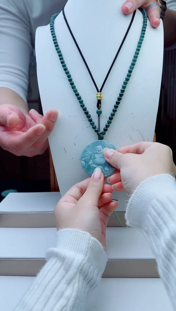 颈饰未镶嵌翡翠多样性发其一