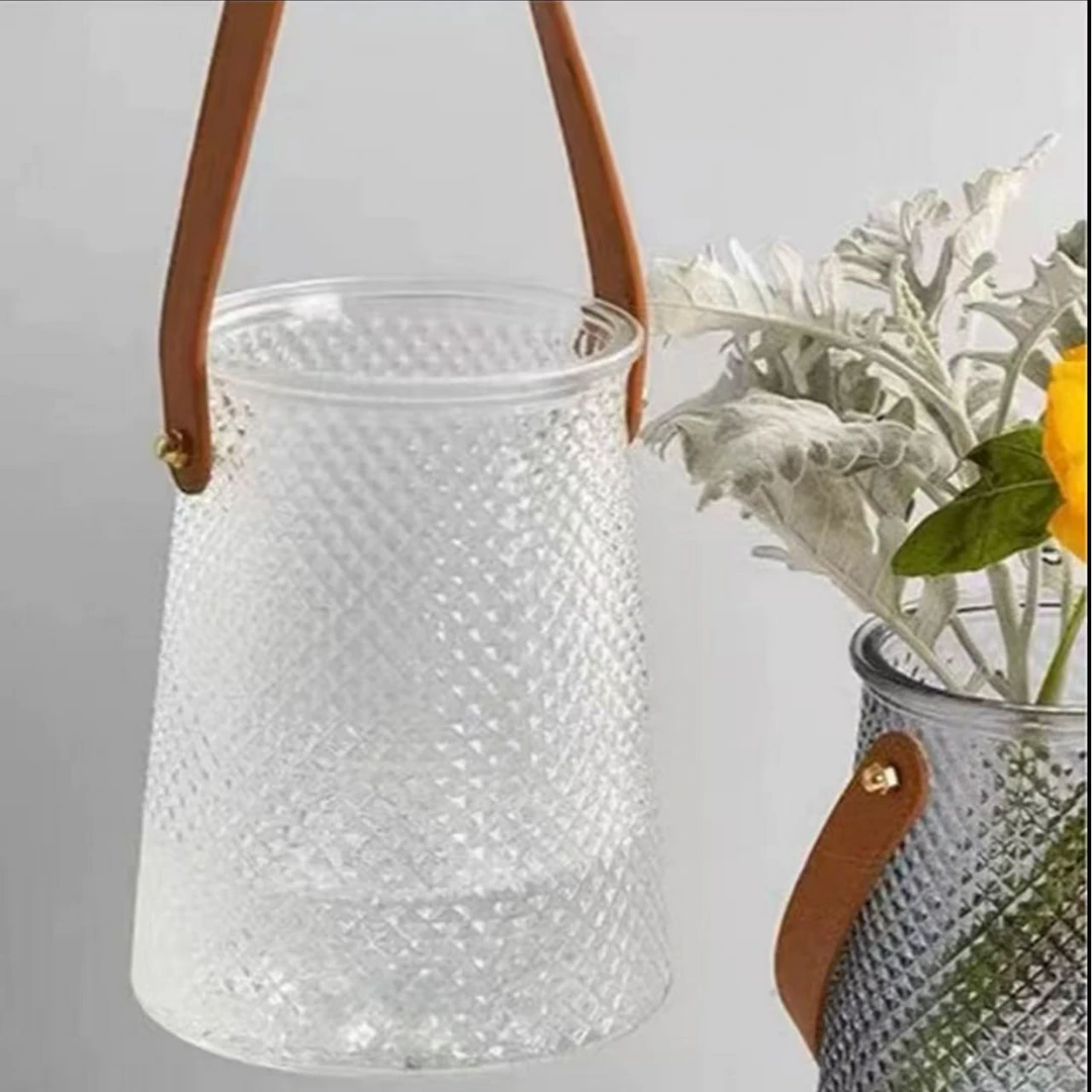 北欧轻奢简约创意皮革手提透明玻璃花瓶水培绿植鲜花玫瑰餐桌摆件