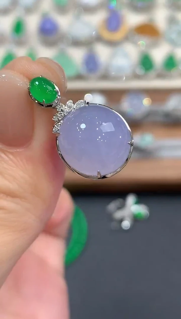 吊坠(不含链)18K金镶嵌翡翠a40紫货有色差