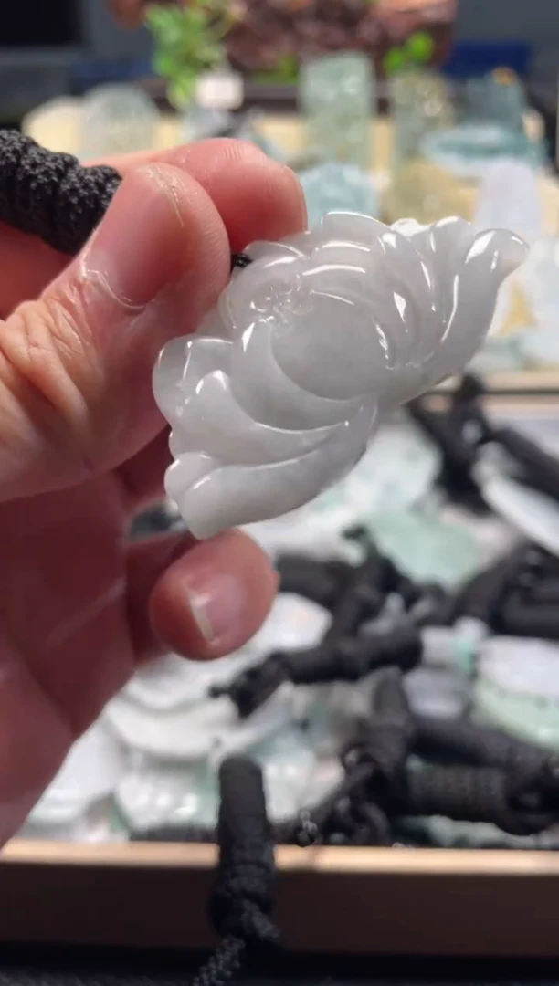 颈饰未镶嵌翡翠12/25/028