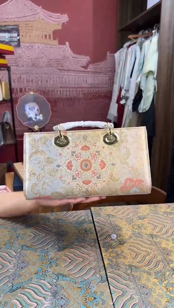 刺绣非遗唐锦包包