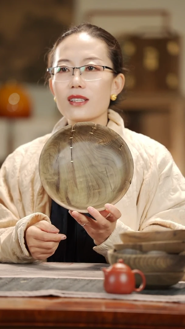 【闪购商品】金丝楠木雕072-原木款点心盘