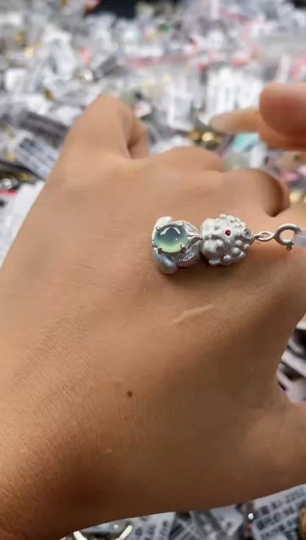 翡翠戒指银S925镶嵌888      4