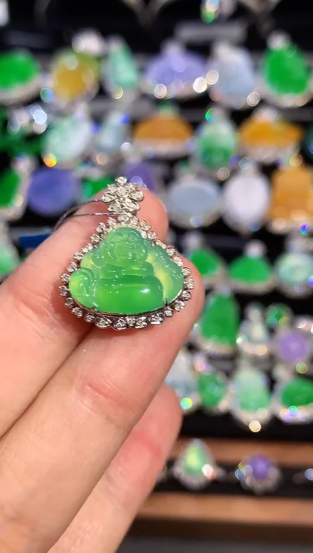 吊坠(不含链)18K金镶嵌翡翠L1920多样性发其一