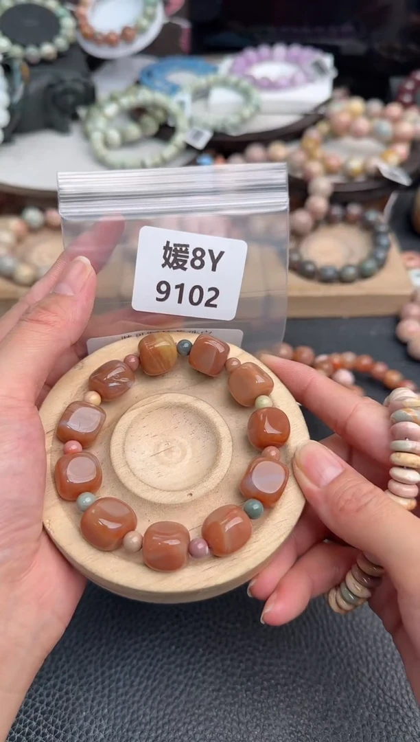 未镶嵌手链石英质玉淡8Y9102