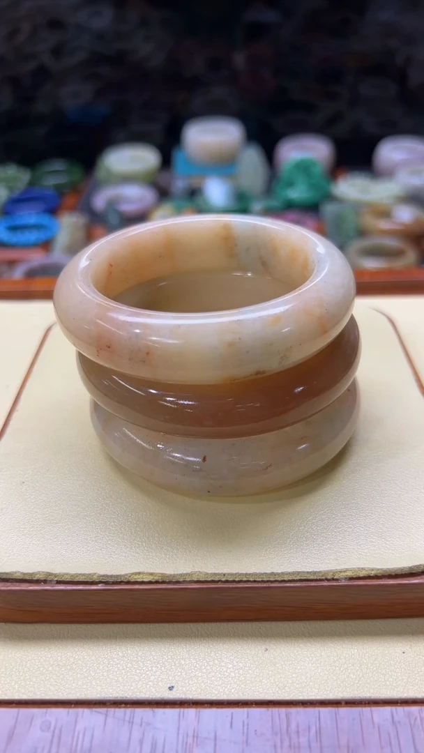 未镶嵌手镯石英质玉水**色290