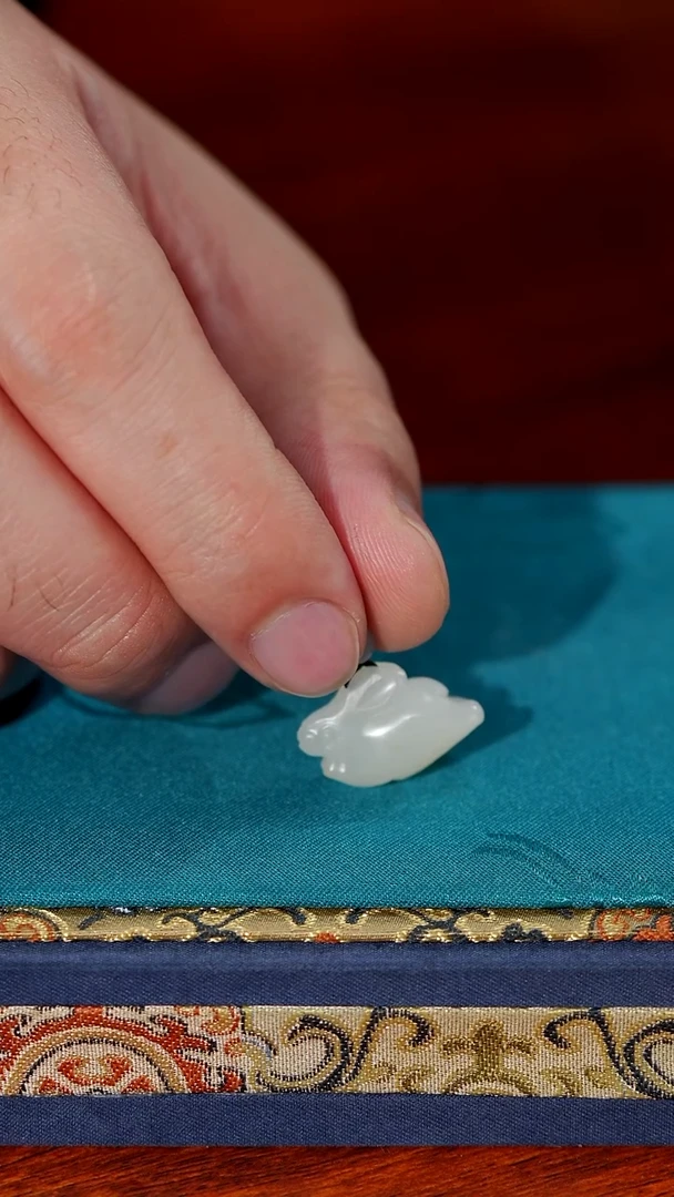 【闪购商品】和田玉颈饰未镶嵌99