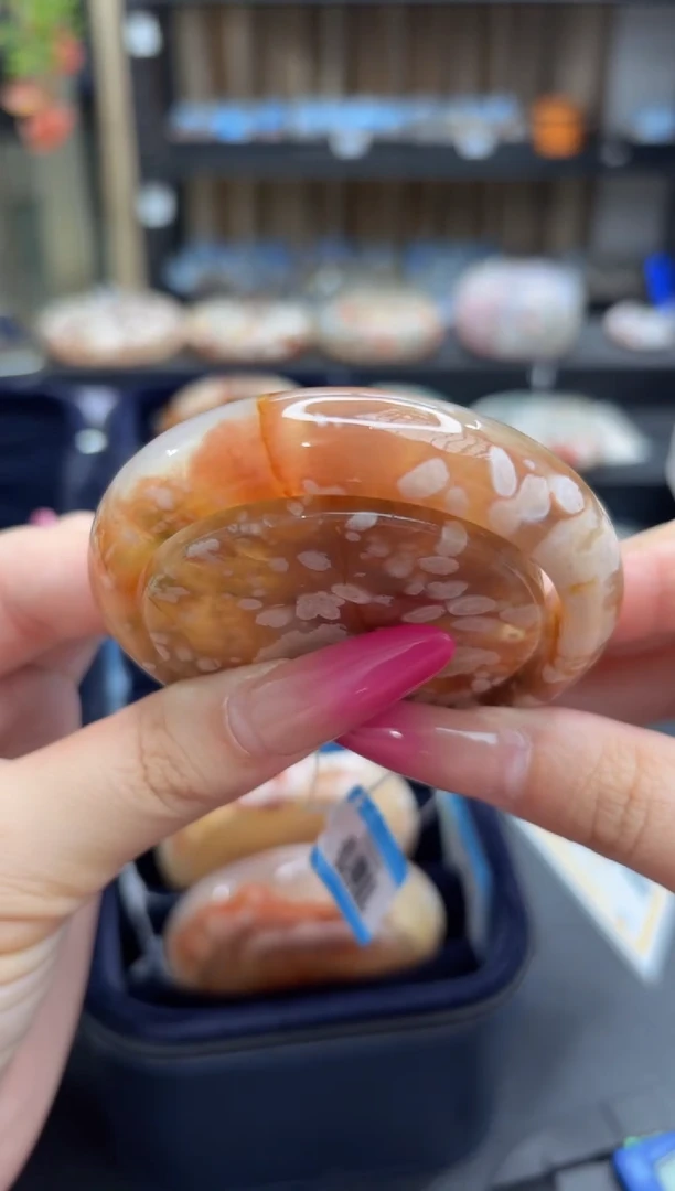 未镶嵌手镯石英质玉69(55圈赠送镯心)