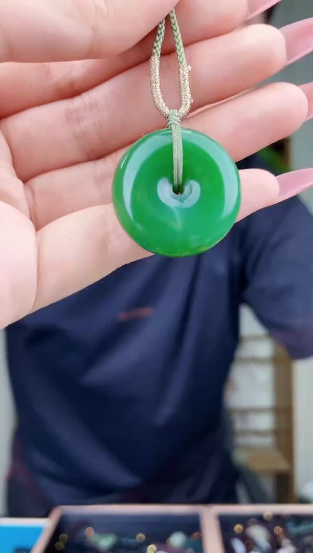 和田玉未镶嵌挂件拍一发一，多样性发货！