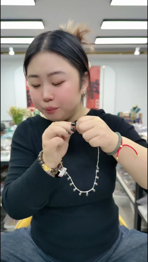 【闪购商品】淡水珍珠颈饰银S925镶嵌0922水滴微笑项链