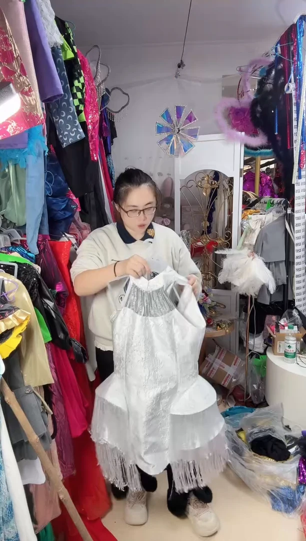 271       140码   128米