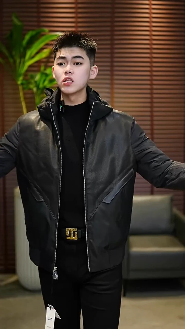 50码（125-140斤）男士真皮拼接鹅绒服57801