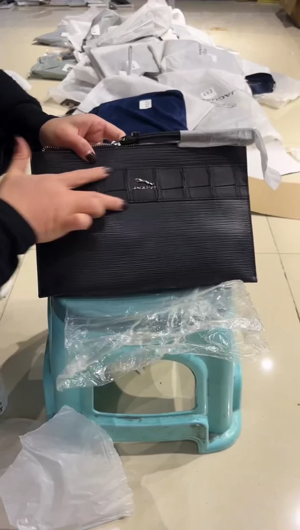 头层牛皮495品牌男包清货中（不要卡单，理性消费）