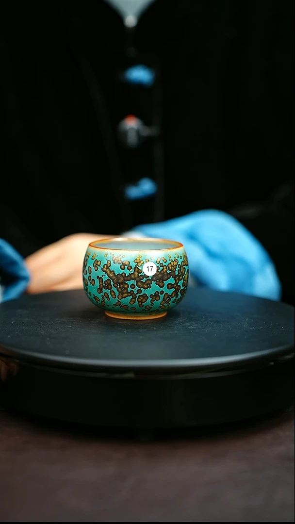 17#原矿钧瓷炉钧釉小缸杯