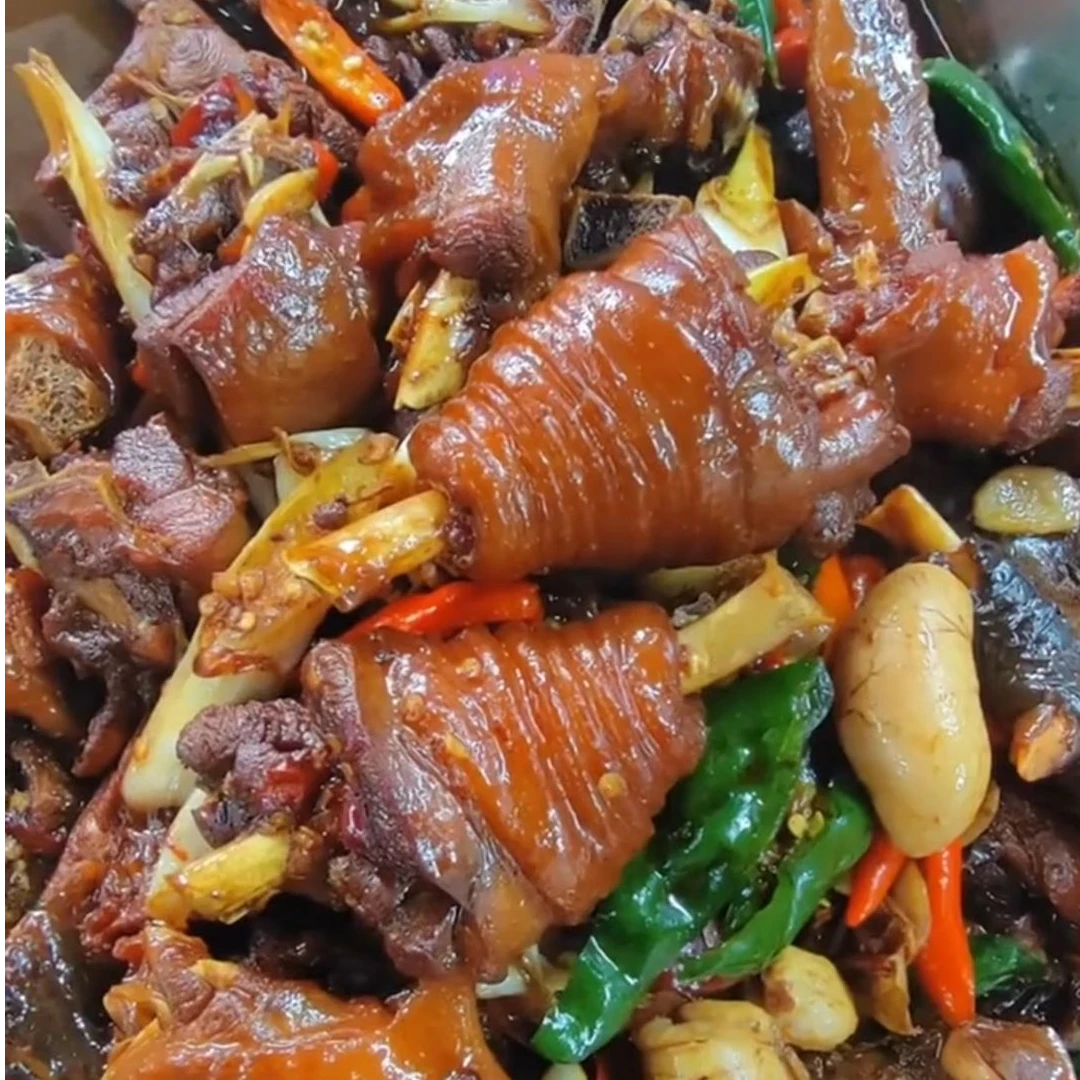 【临沂炒鸡地锅鸡1500克送锅贴饼】含500克汤汁加热吃