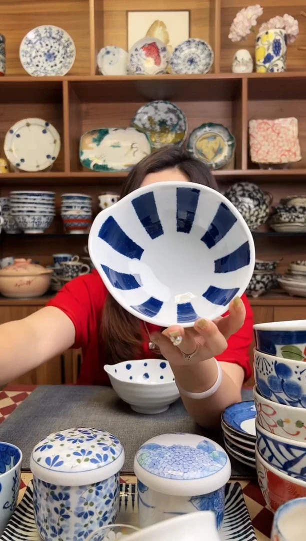 瓷片蓝染十草单手钵