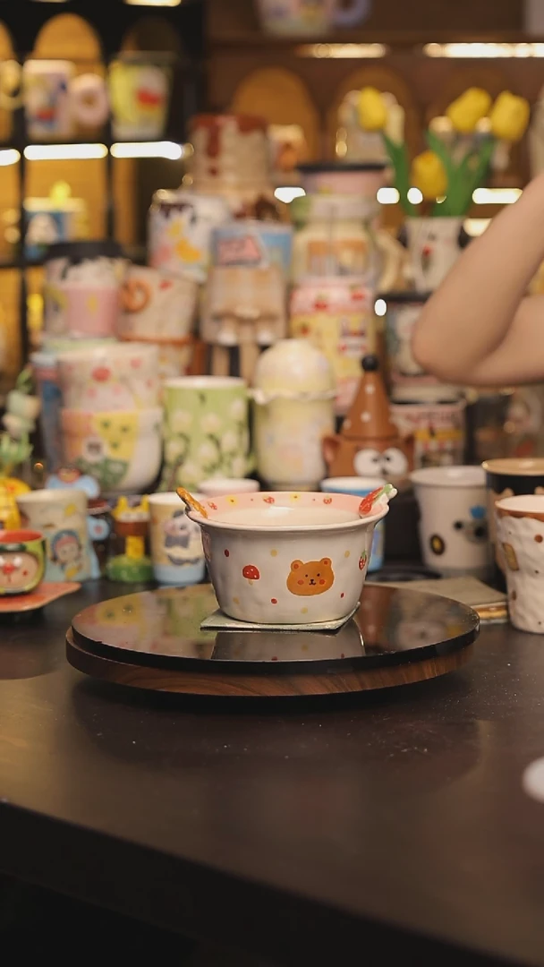 景德镇釉下彩绘设计师款式陶瓷