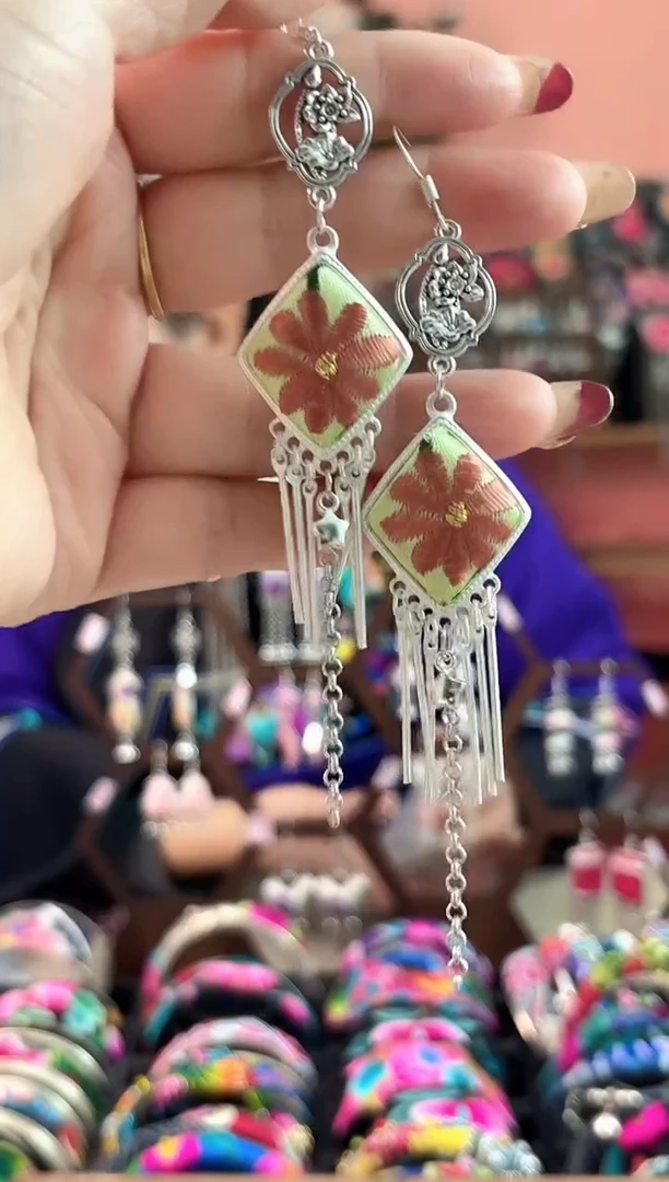 艺枝独绣手工饰品51