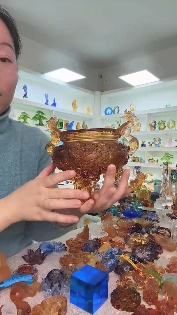 手工艺品琉璃大龙鼎黄色