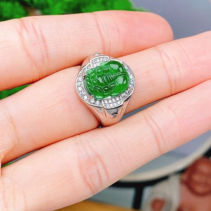 【翡翠珠宝】天然翡翠A货貔貅戒指 925银戒指 冰绿貔貅豪镶满钻戒指
