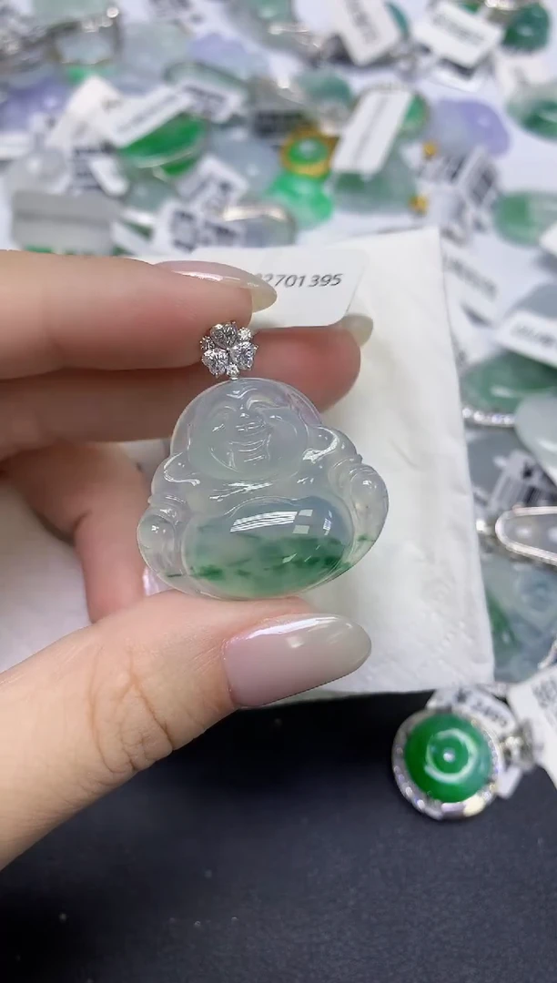 颈饰18K金镶嵌翡翠天然缅甸翡翠A货百元以上9元证书费自理