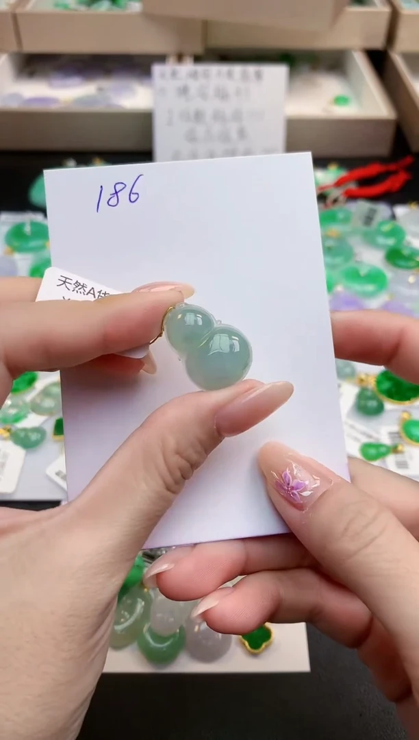 颈饰未镶嵌翡翠天然缅甸A货翡翠