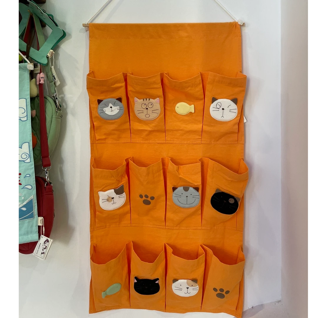 HIKOSEN CARA卡拉猫家居十二宫格猫猫立体充棉贴布挂壁收纳袋