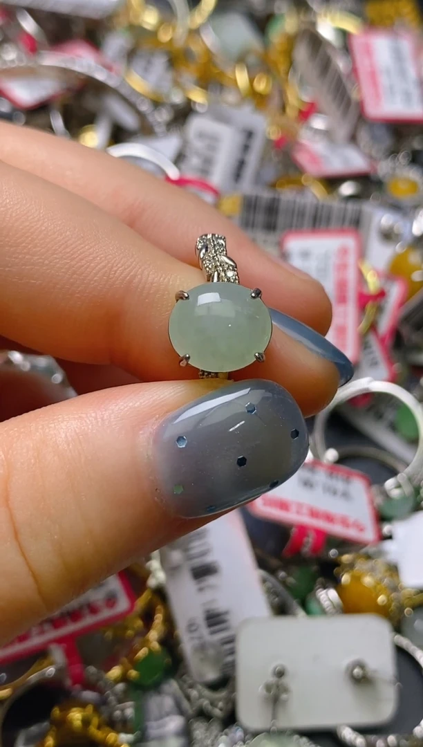 银S925镶嵌戒指翡翠百内无证书