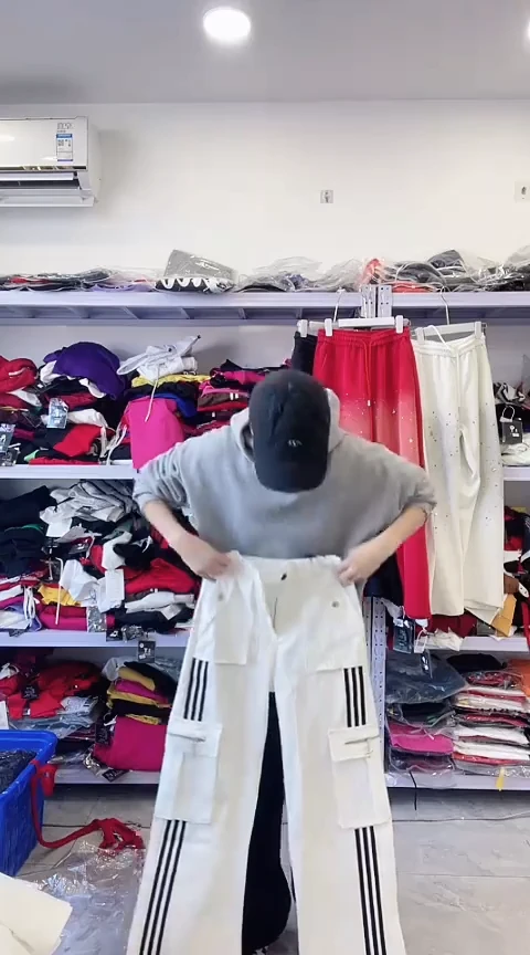 闪电购精品女装22M
