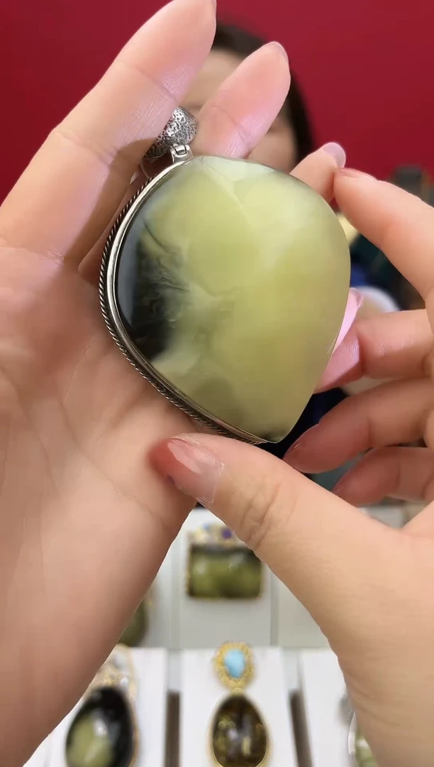 【闪购商品】琥珀珠宝奇石未镶嵌