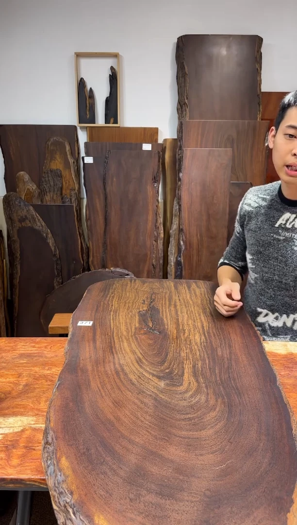 风车木（黑檀木）尺寸122*54*2.4编号371