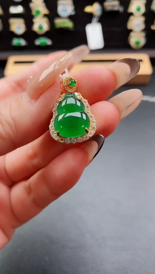 吊坠(赠链)银S925镶嵌翡翠1