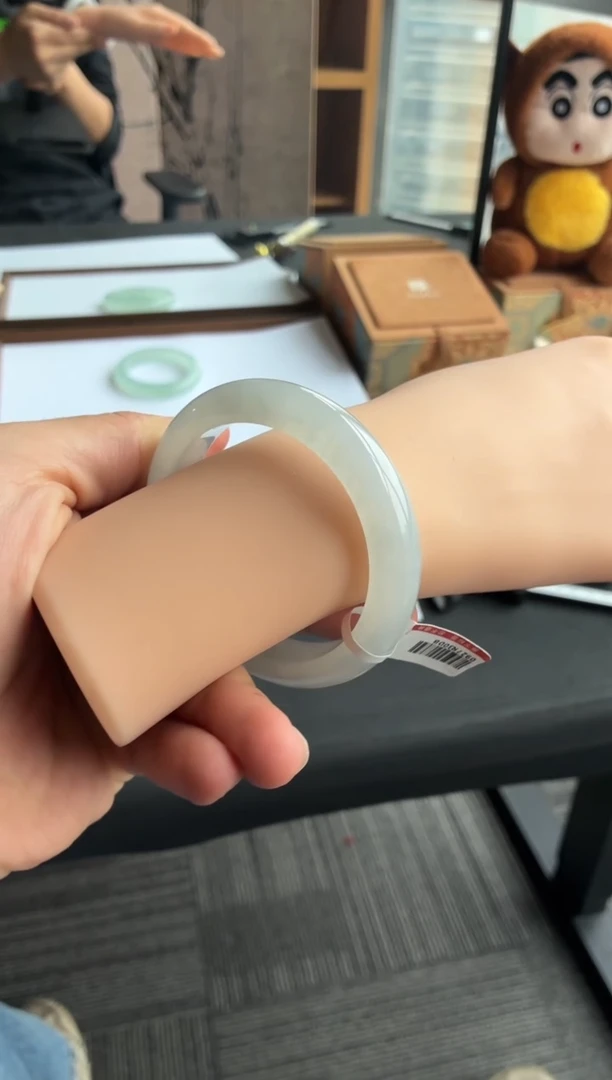 未镶嵌手镯翡翠43号56.812.7*8.8正圈