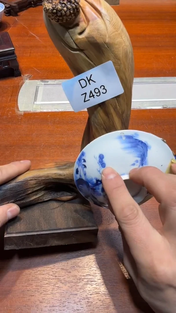 瓷片V****市哈哈哈哈哈哈493