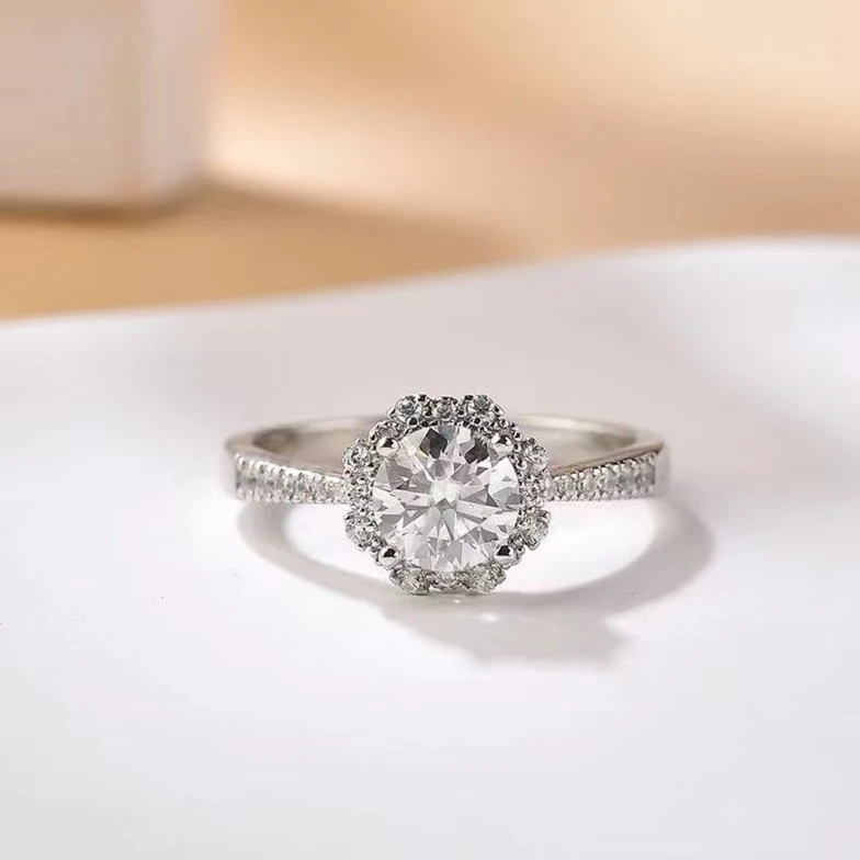 925银莫桑石戒指 【卡家星辰女戒】1克拉-2克拉    时尚/合成碳硅石