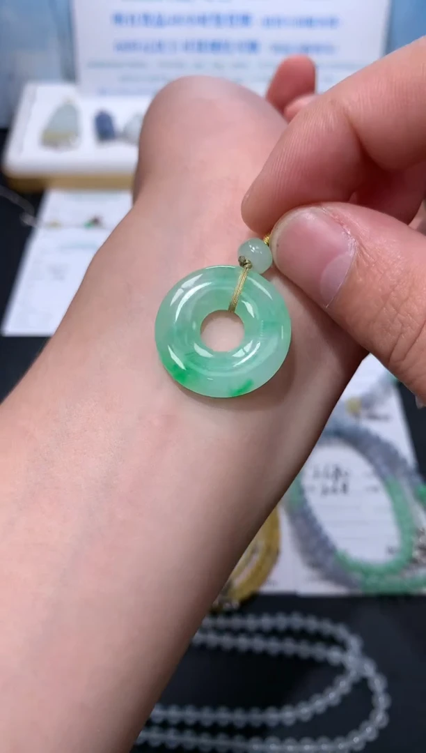 定制翡翠未镶嵌模式推广期48小时鉴赏期