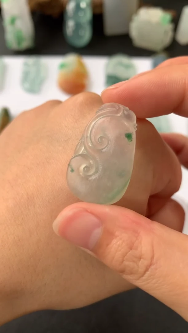 【闪购商品】定制翡翠未镶嵌翡翠