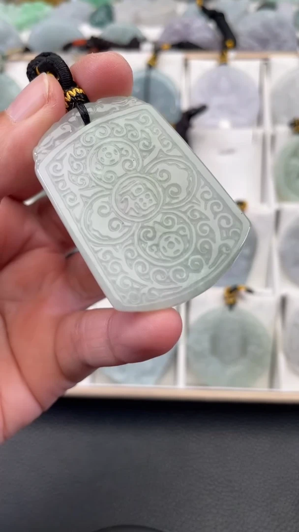 颈饰未镶嵌翡翠天然缅甸翡翠A货268