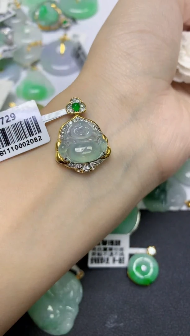 颈饰未镶嵌翡翠天然缅甸翡翠A货多样性发一件